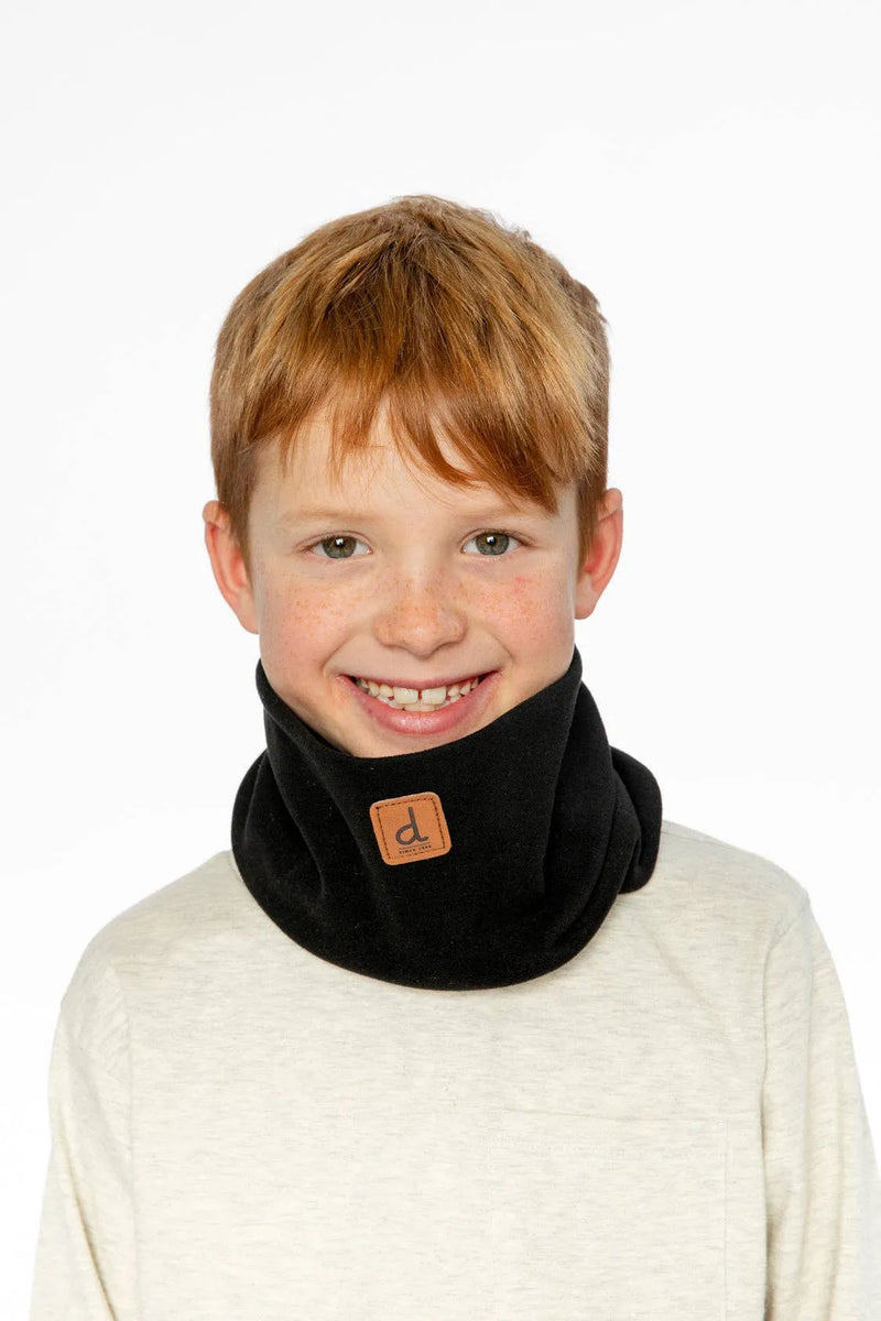 Child wearing the Black polar fleece neck warmer around the neck